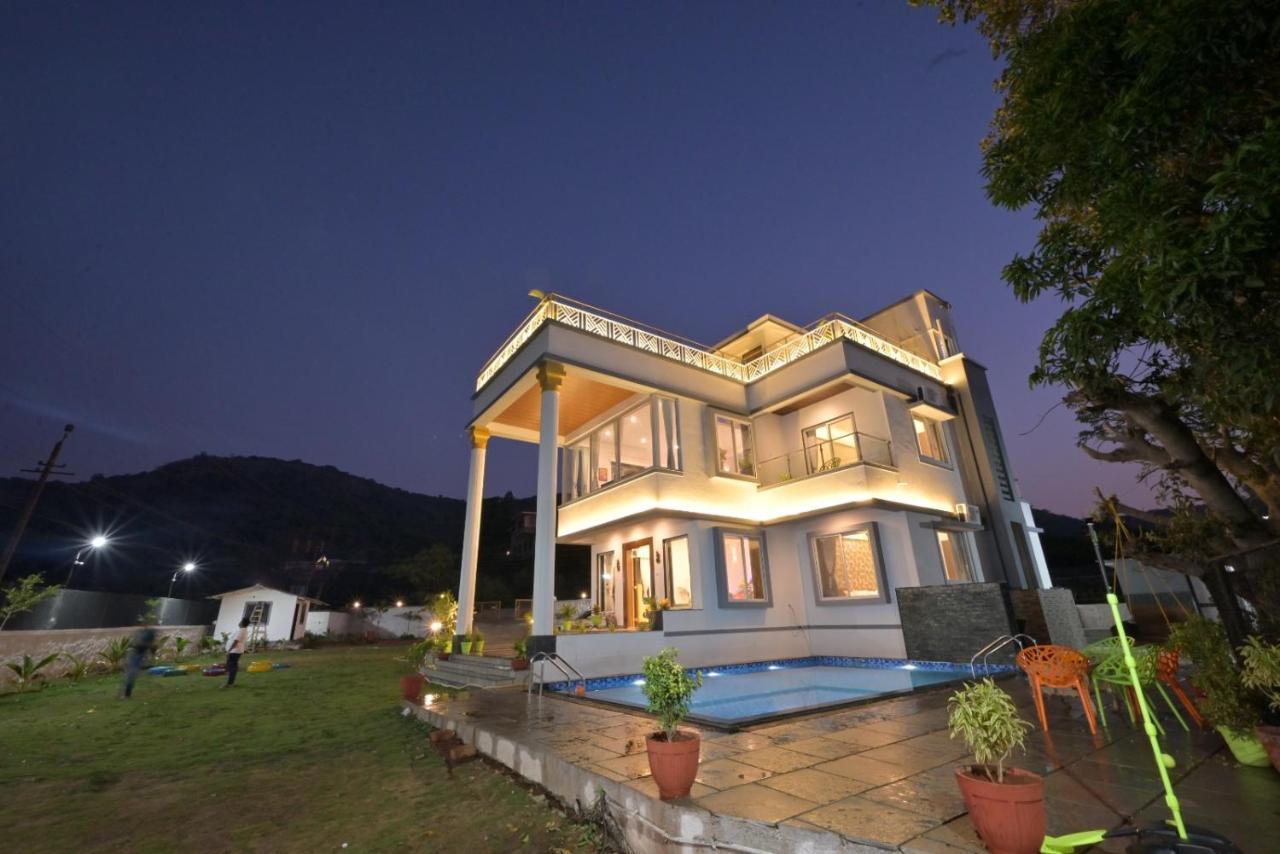 White Castle Villa By Tropicana Stays Lonavla Exterior foto